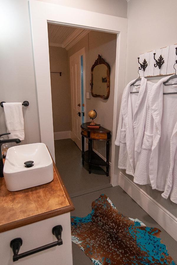 Dabbs Hotel Bed And Breakfast Llano Εξωτερικό φωτογραφία