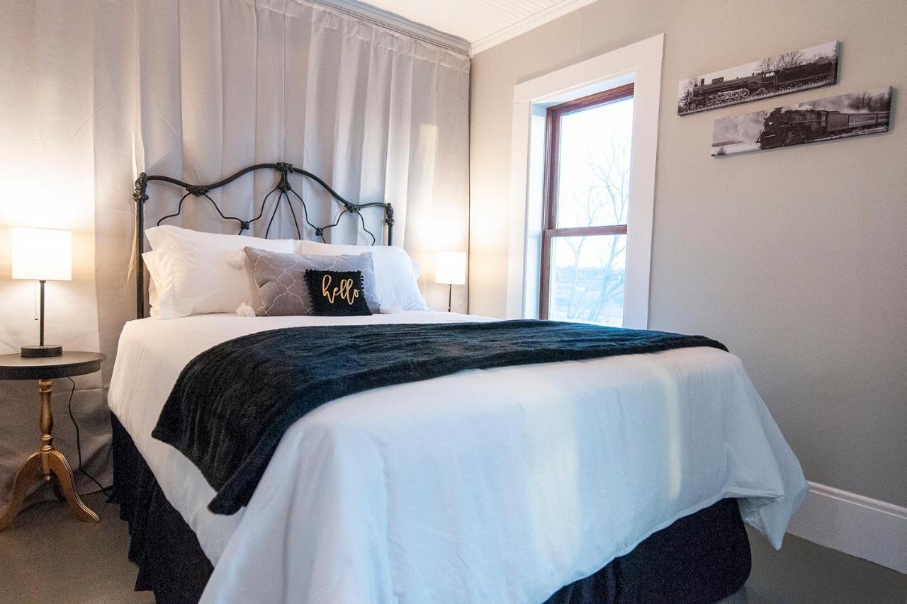 Dabbs Hotel Bed And Breakfast Llano Εξωτερικό φωτογραφία