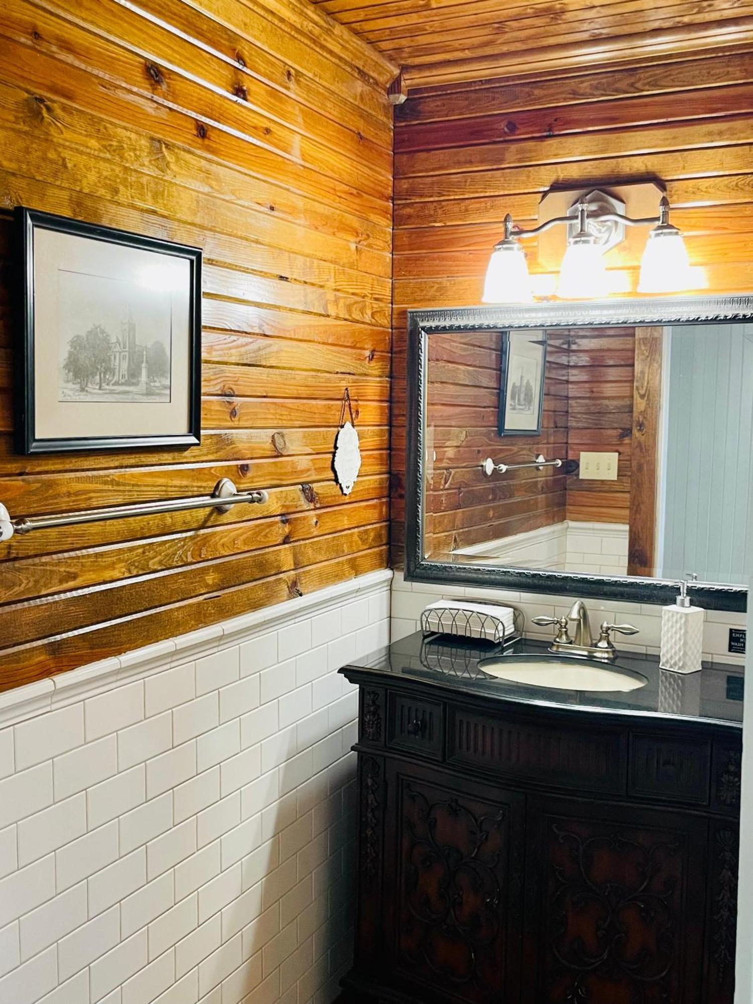 Dabbs Hotel Bed And Breakfast Llano Εξωτερικό φωτογραφία