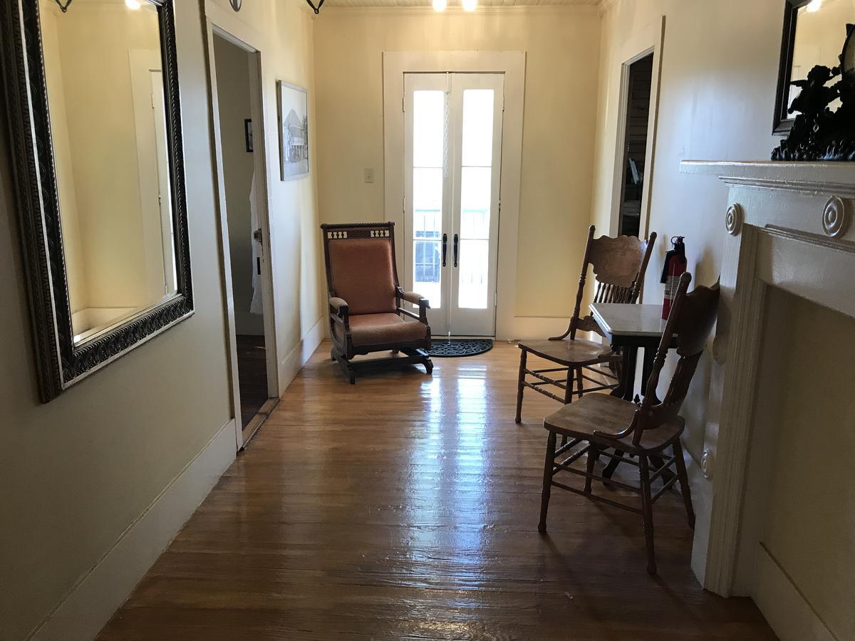 Dabbs Hotel Bed And Breakfast Llano Εξωτερικό φωτογραφία